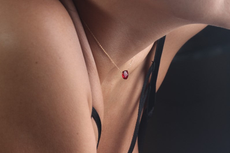 RED HEART 18K GOLD NECKLACE | 18K GOLD NECKLACE | VALENTINE GIFT | ANNIVERSARY GIFT | MINIMALIST JEWELLERY